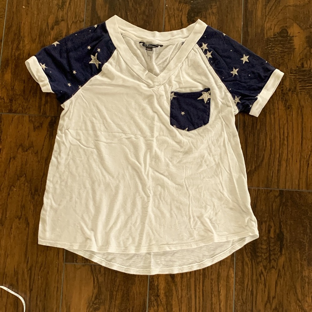 Rock and republic t shirt